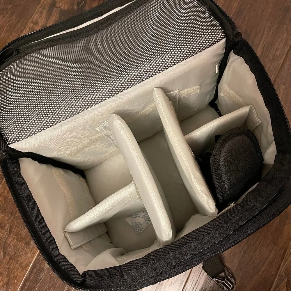 NWT - Ruggard Journey 44 DSLR Shoulder Camera Bag